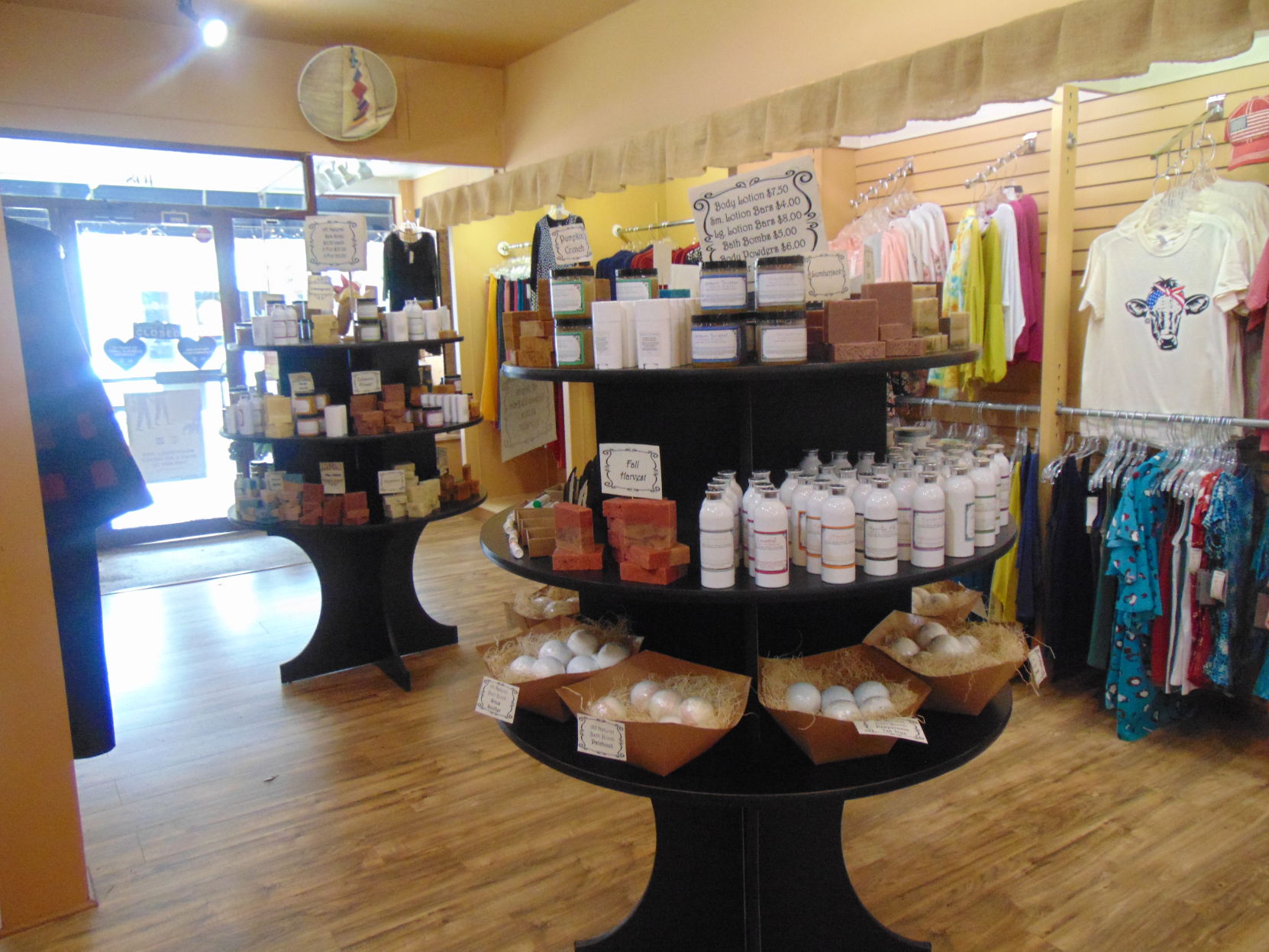 Small Business Saturday (14).JPG